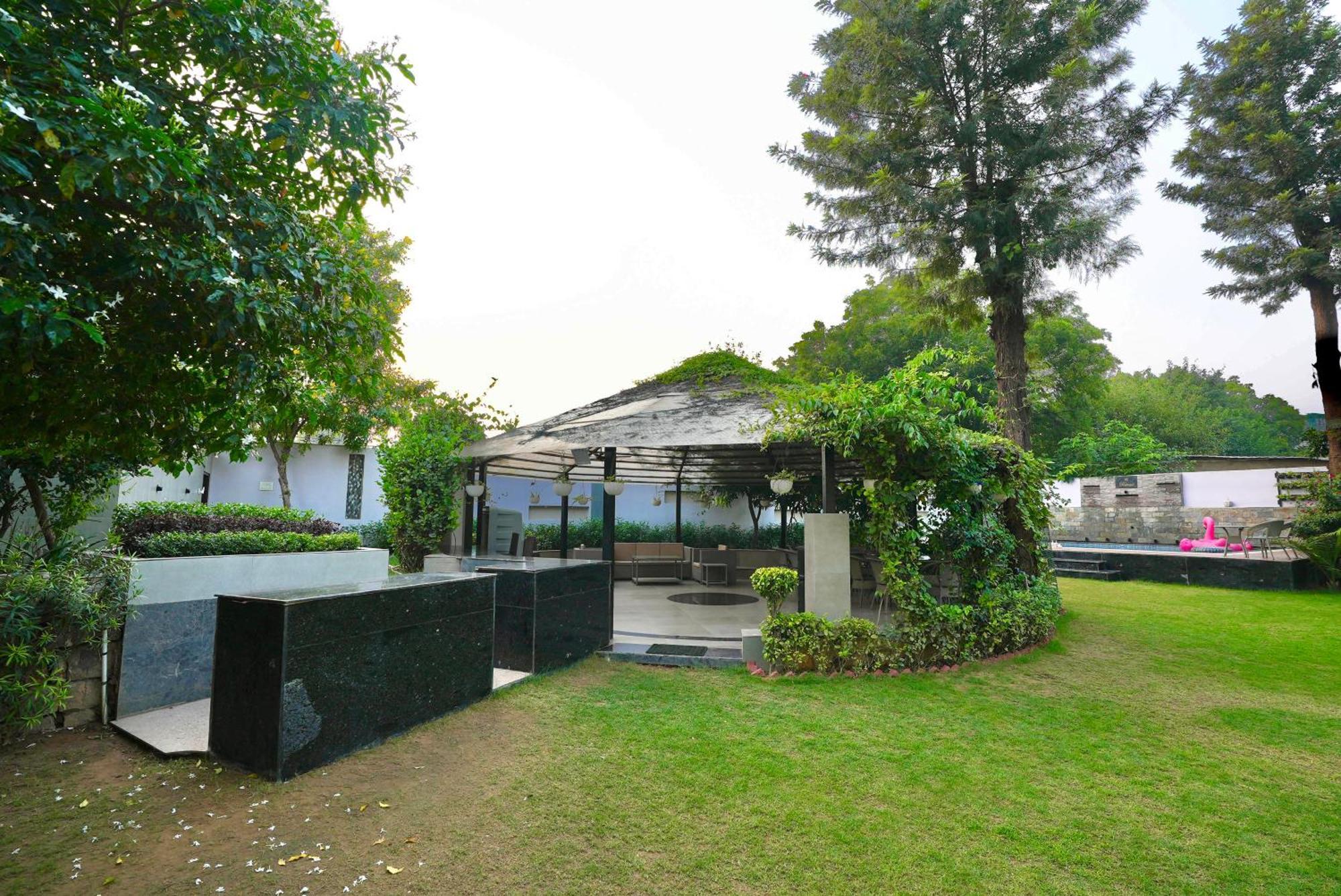 Farm The Retreat - With Private Pool Villa Manesar Exterior foto